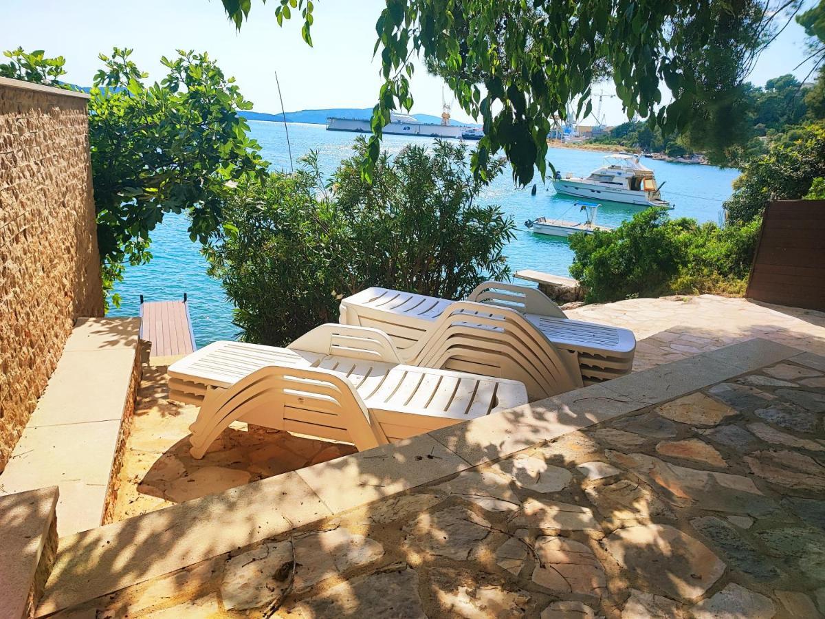 Villa Penava, Private Beach, Pool And 7Min To โตรกีร์ ภายนอก รูปภาพ