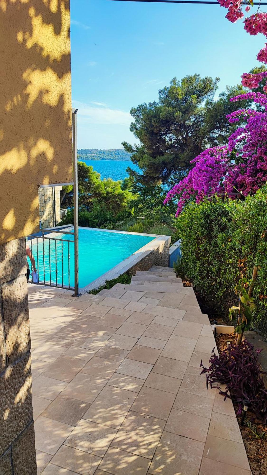 Villa Penava, Private Beach, Pool And 7Min To โตรกีร์ ภายนอก รูปภาพ